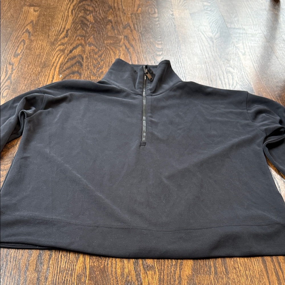Athleta Seasoft Quarter Zip size medium - Picture 11 of 13